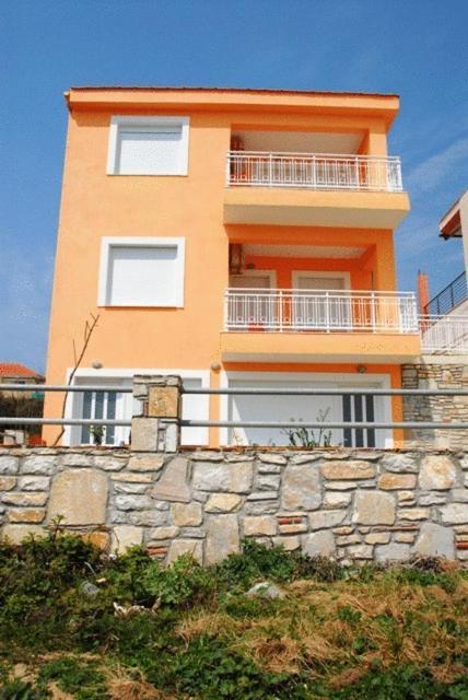 לימנריה Avra Apartments מראה חיצוני תמונה