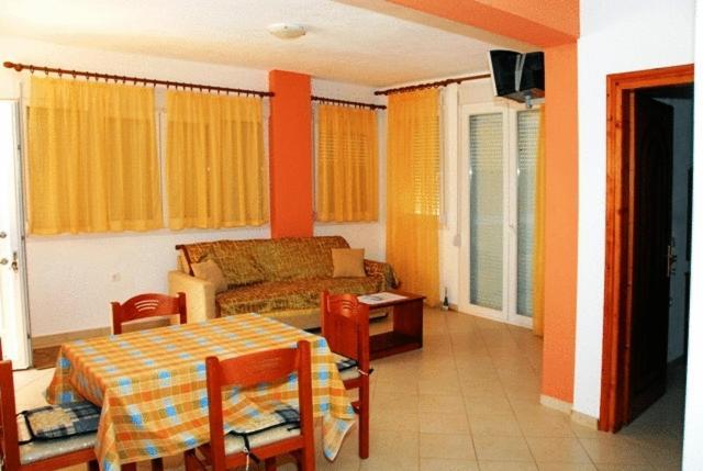 לימנריה Avra Apartments חדר תמונה